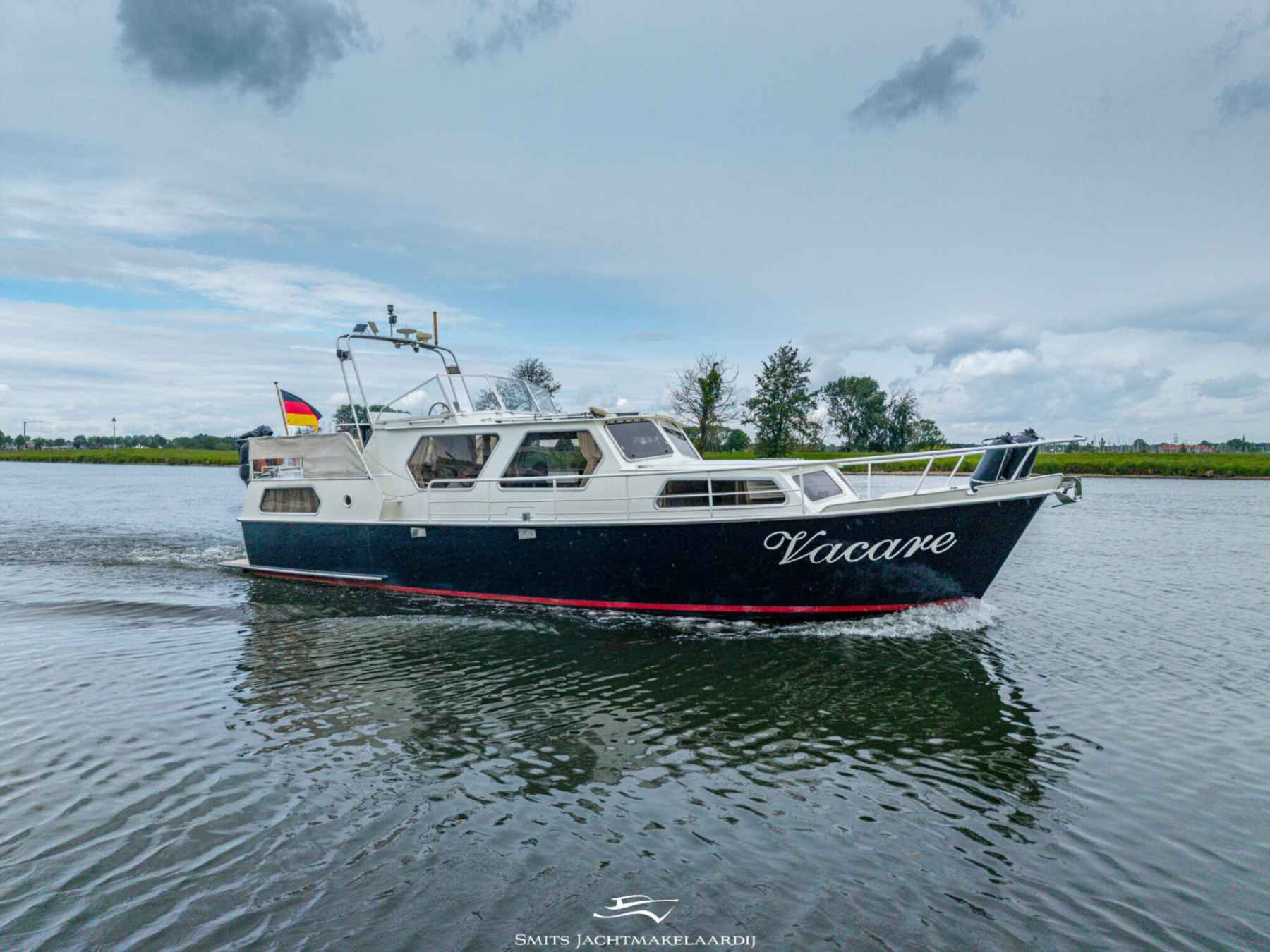 Motorboot Waterman Kruiser 12.50 AK Cabrio