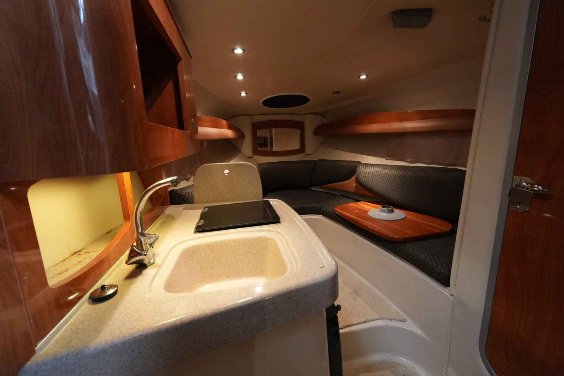 Motorboot Four Winns 258 Vista
