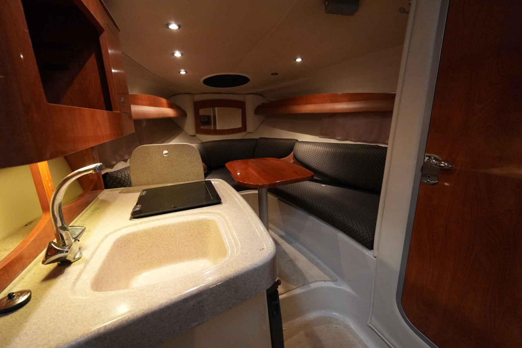 Motorboot Four Winns 258 Vista