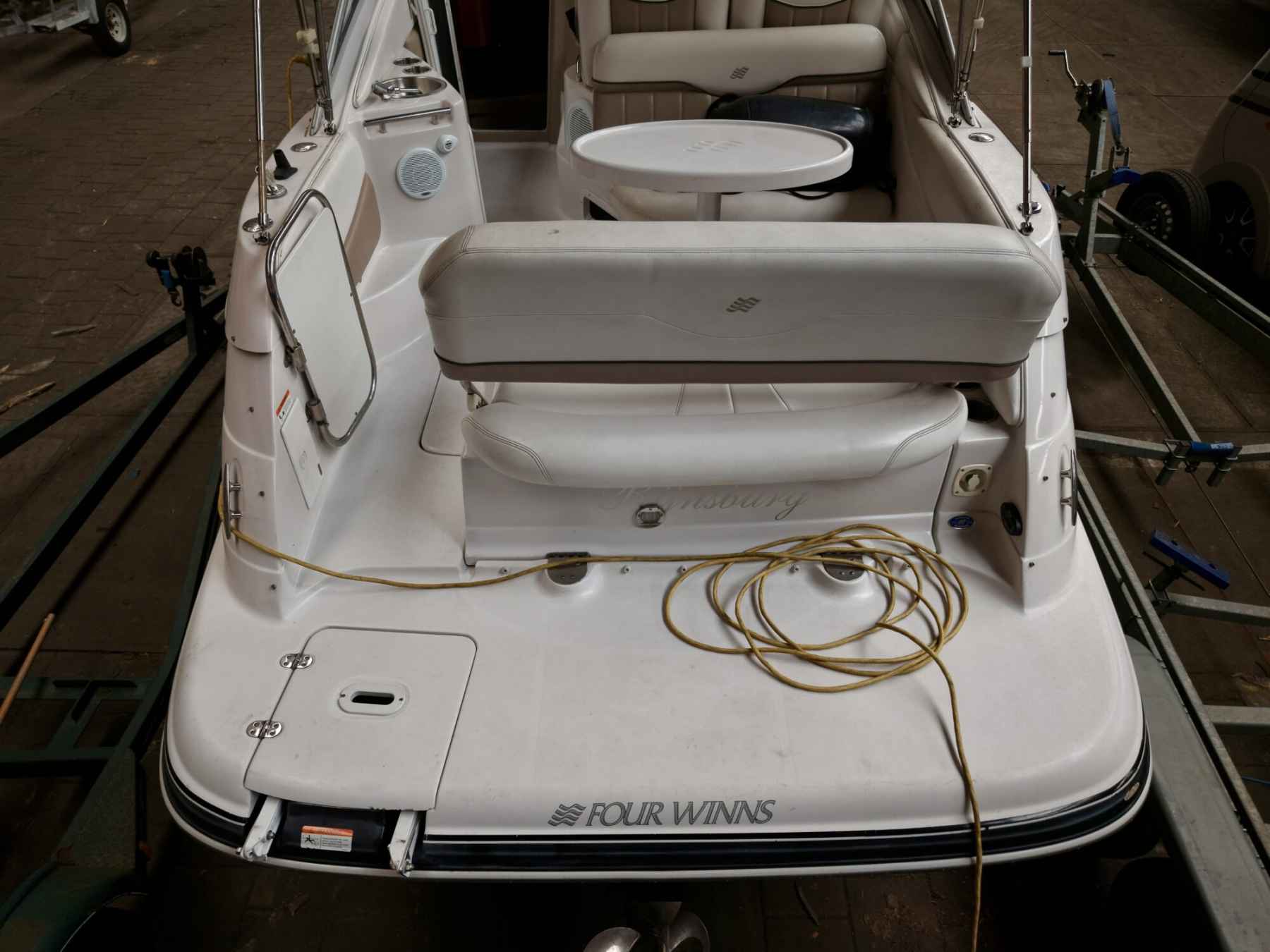 Motorboot Four Winns 258 Vista