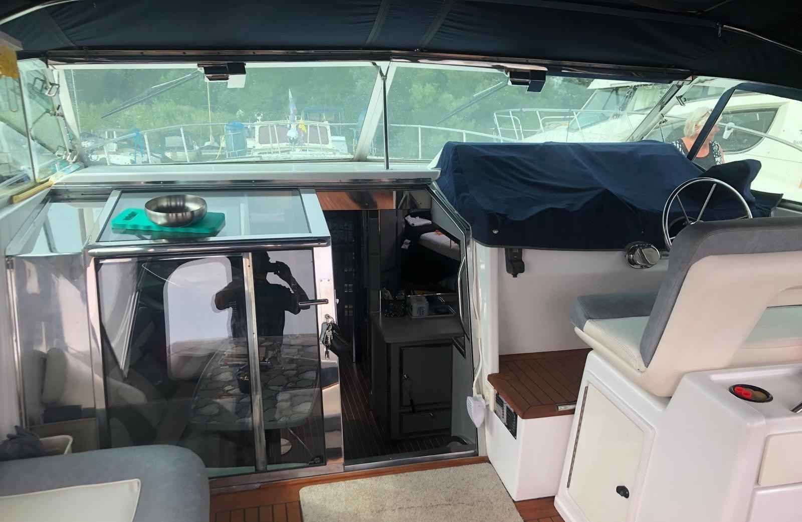 Motorboot Sea Ray 400 Express Cruiser