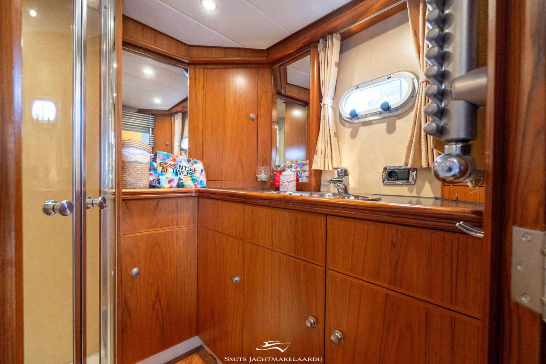 Motorboot Van der Valk Valk Continental 15.50 Cabrio