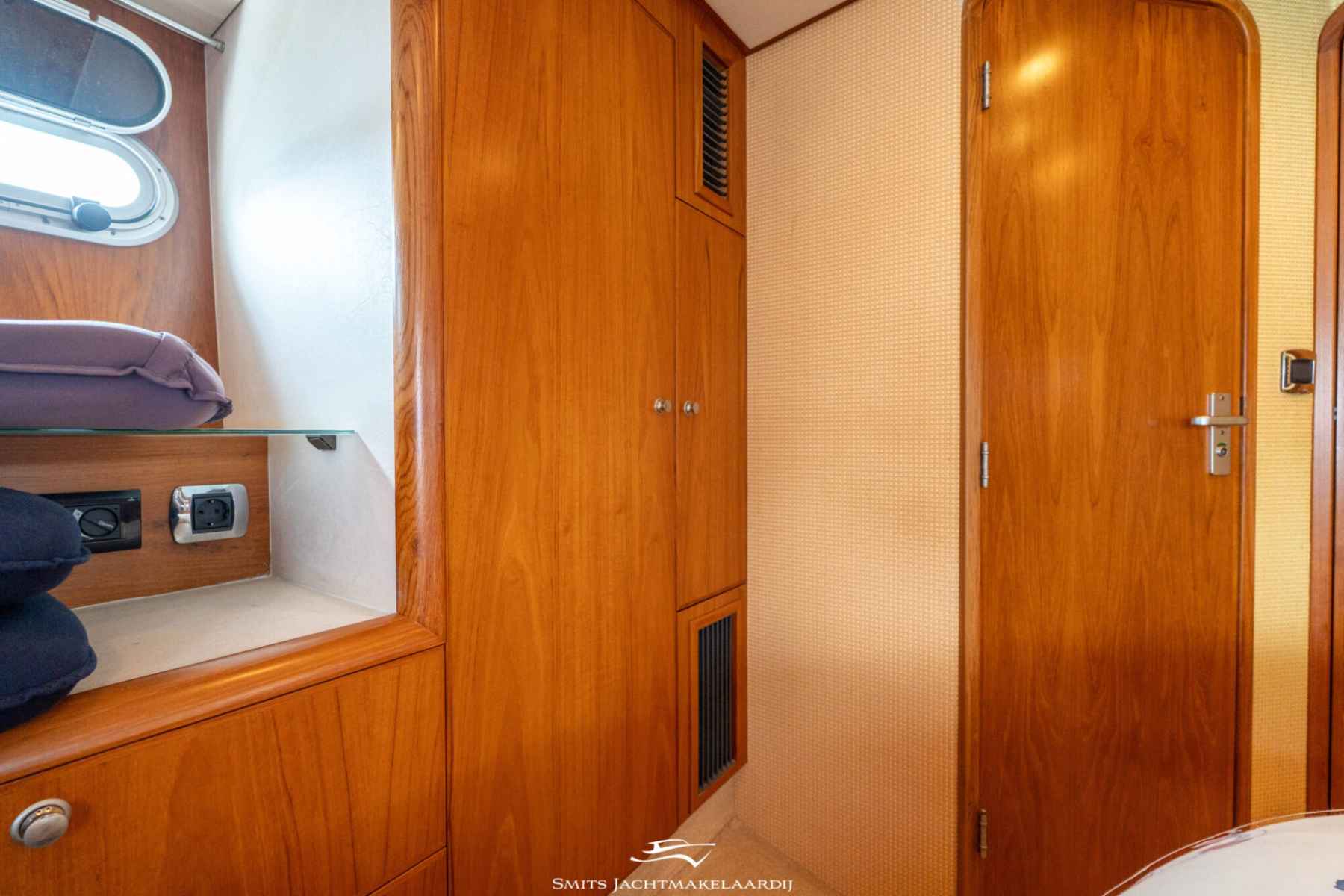 Motorboot Van der Valk Valk Continental 15.50 Cabrio