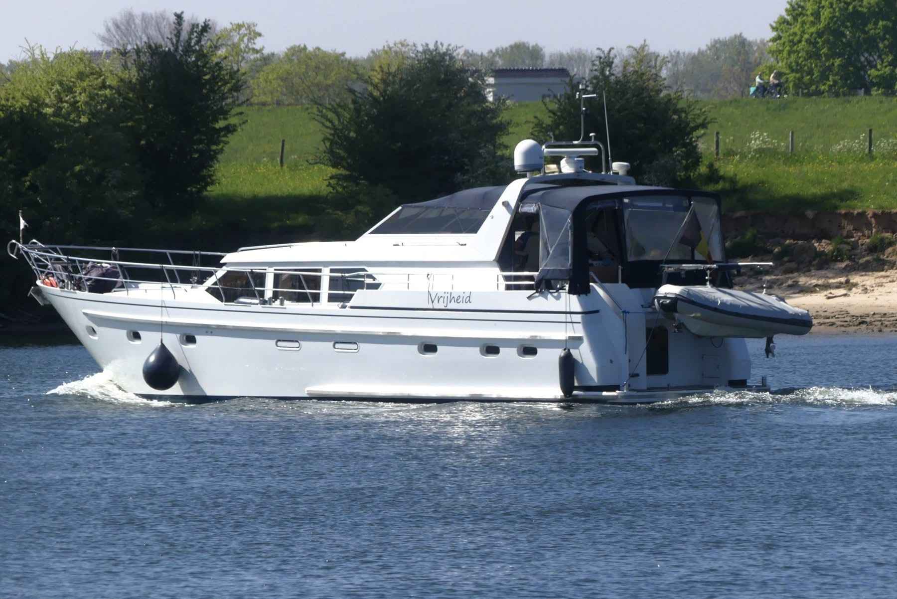 Motorboot Van der Valk Valk Continental 15.50 Cabrio