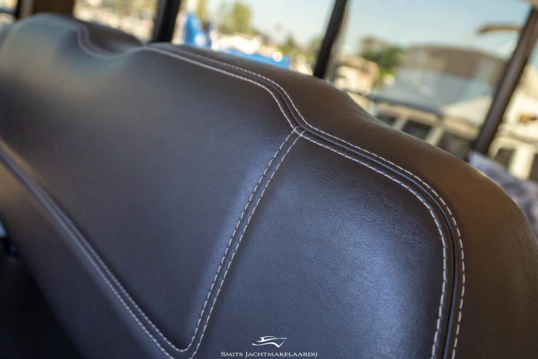 Motorboot Prestige 590 Flybridge