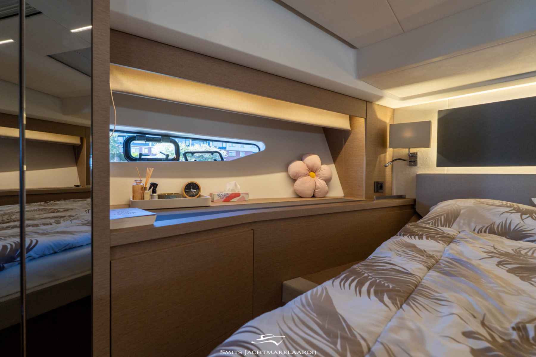 Motorboot Prestige 590 Flybridge