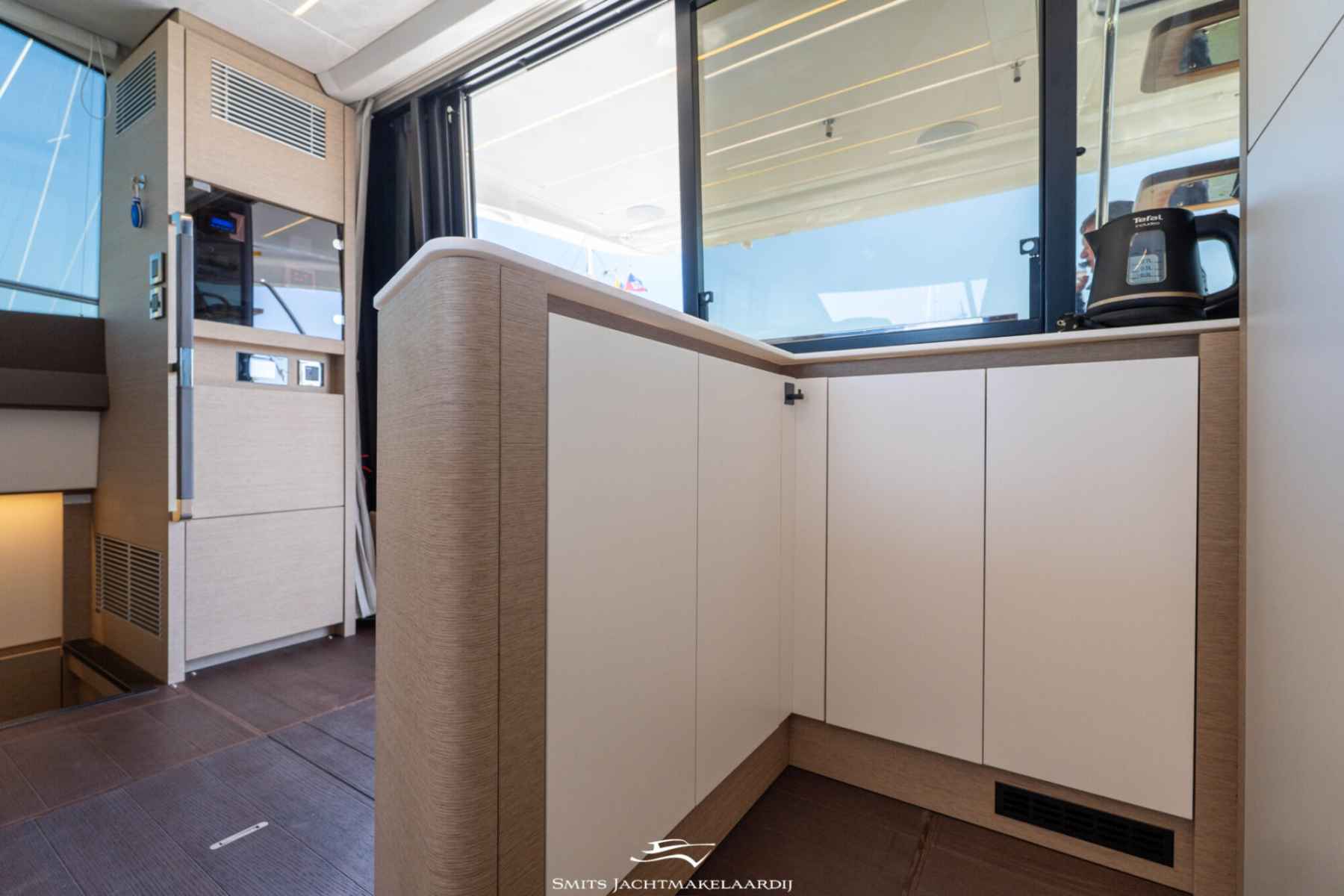 Motorboot Prestige 590 Flybridge