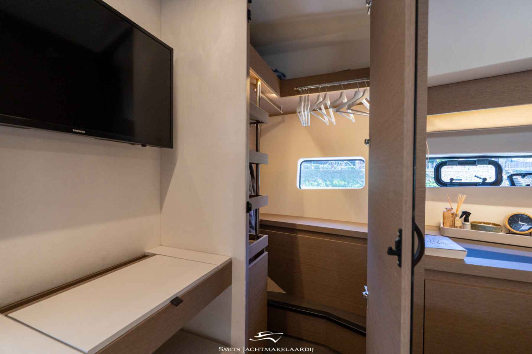 Motorboot Prestige 590 Flybridge