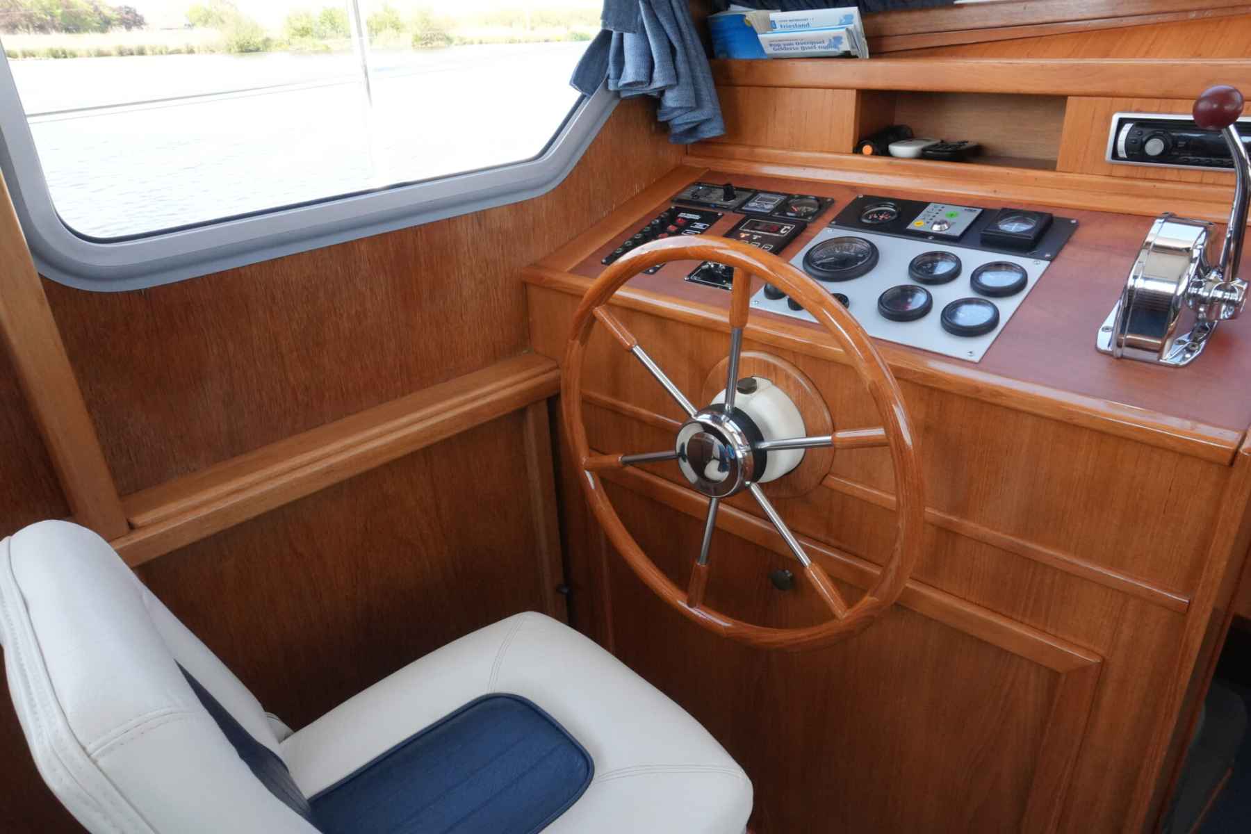Motorboot Valkkruiser 12.50 AK Cabrio