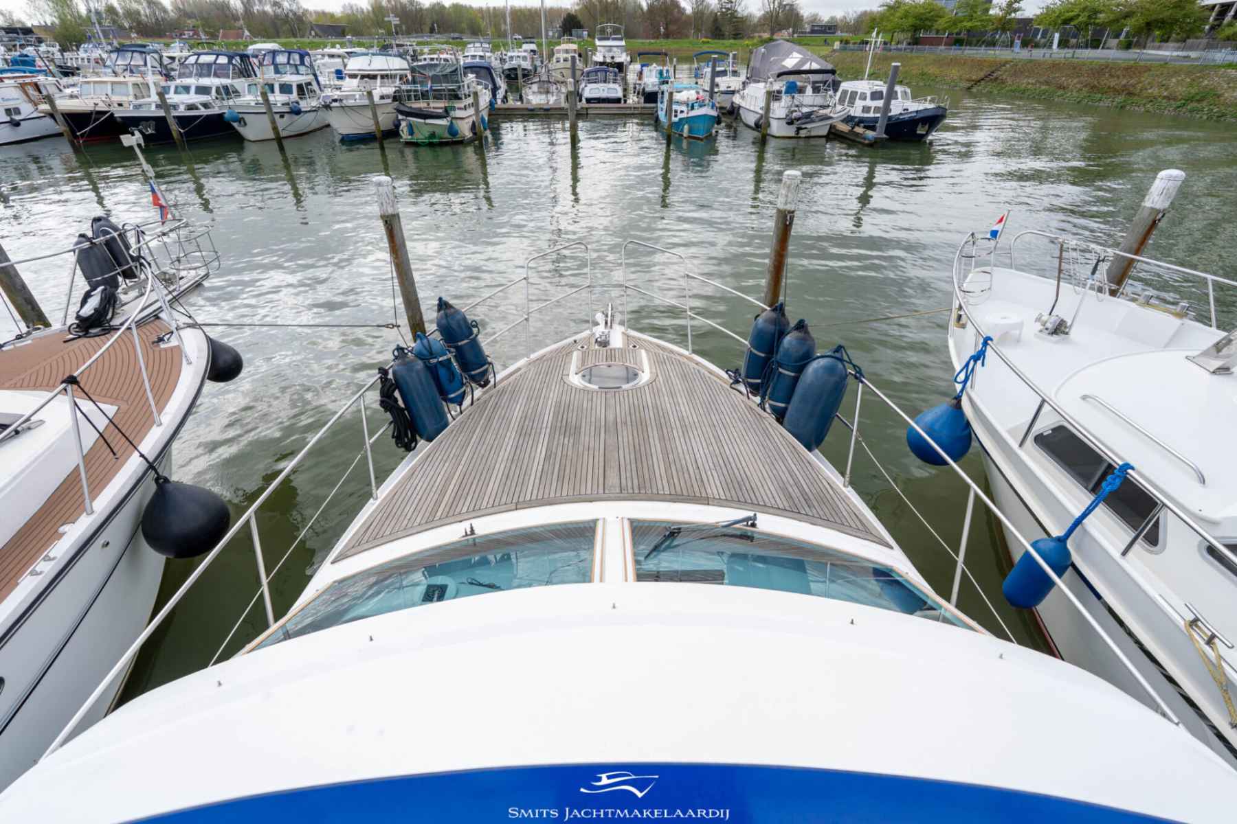 Motorboot Astor 37 Flybridge