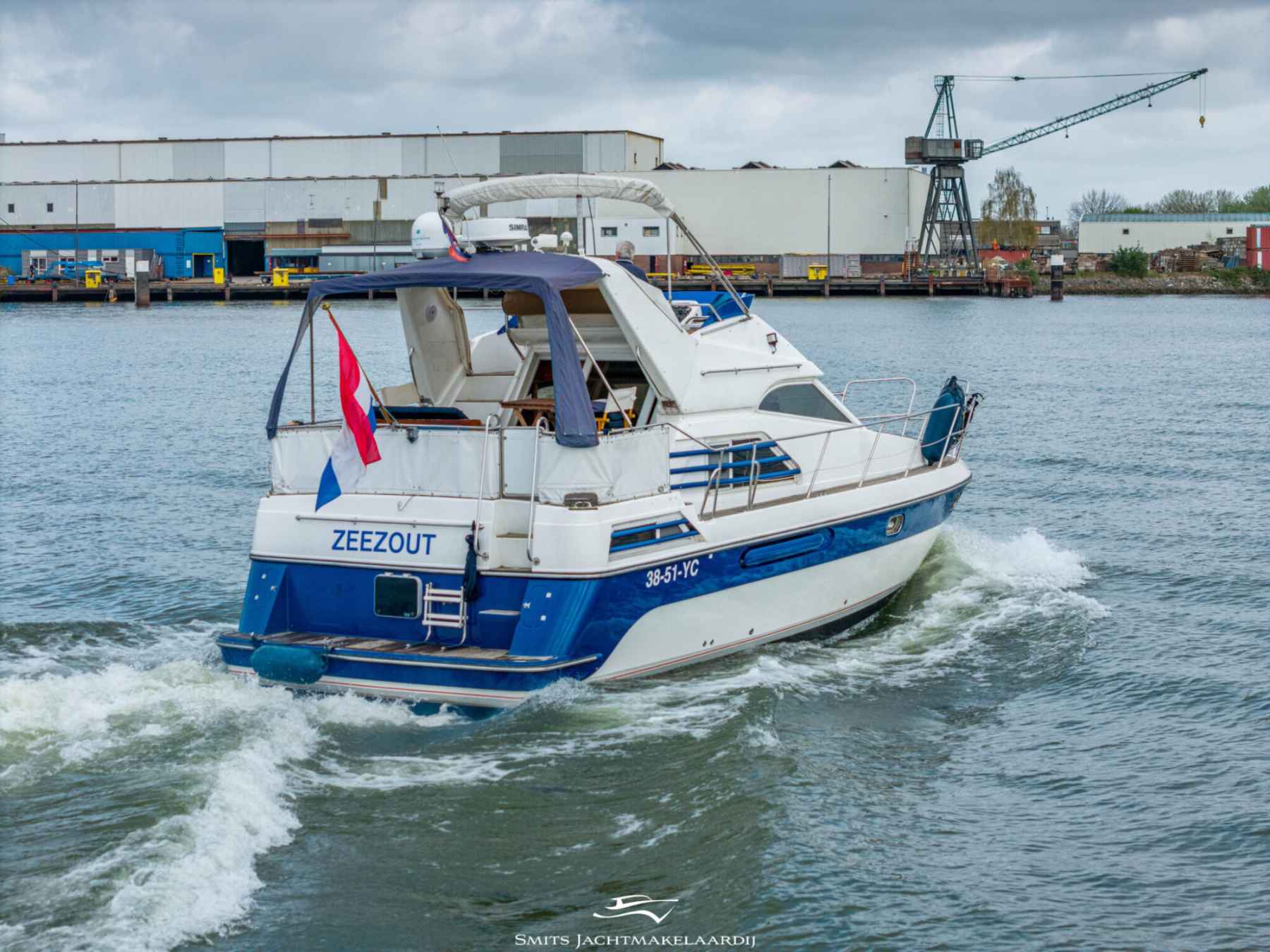 Motorboot Astor 37 Flybridge