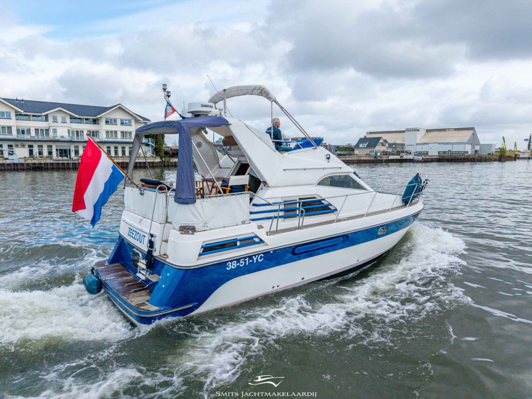 Motorboot Astor 37 Flybridge