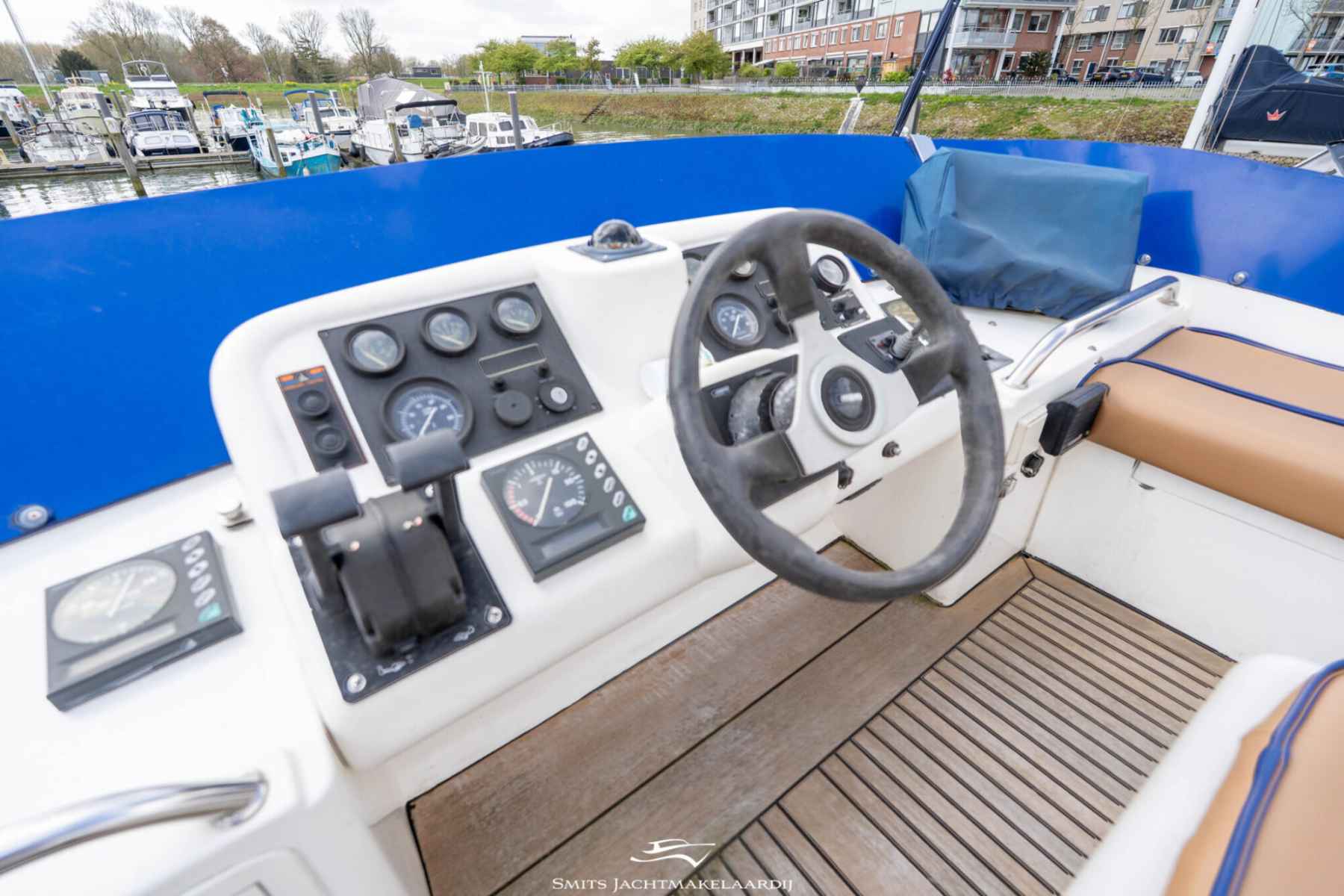 Motorboot Astor 37 Flybridge