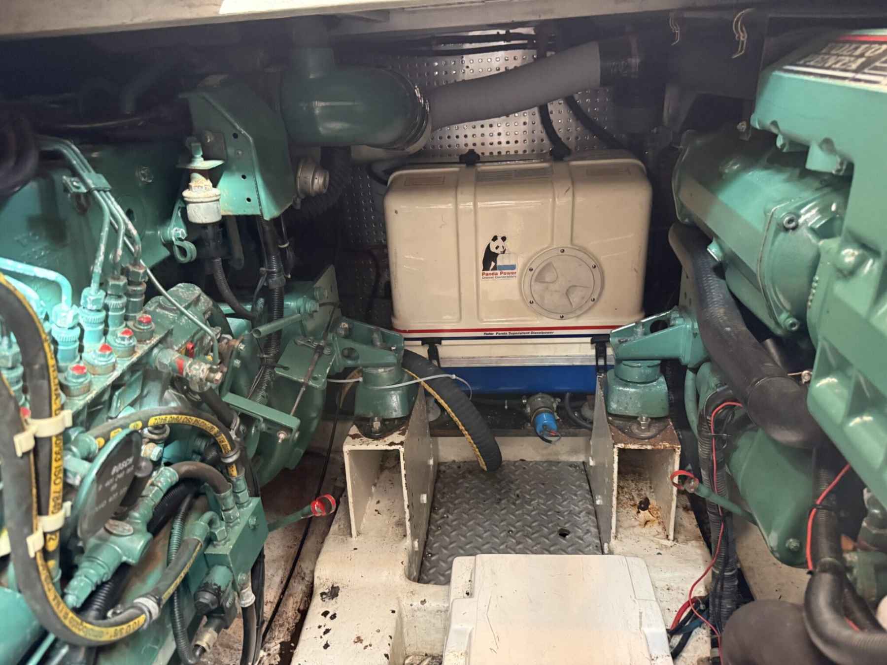 Motorboot Astor 37 Flybridge