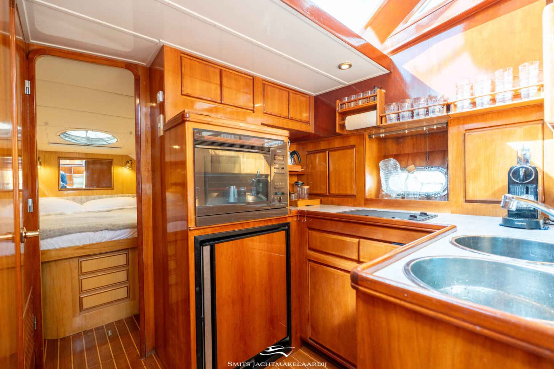 Motorboot Astor 37 Flybridge