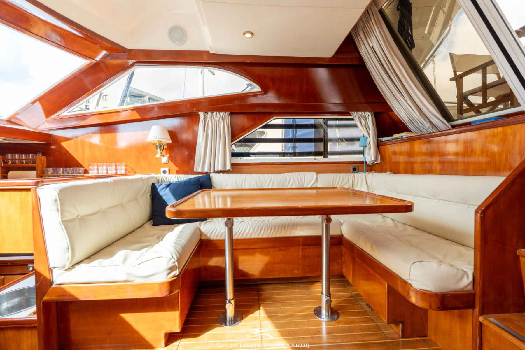 Motorboot Astor 37 Flybridge