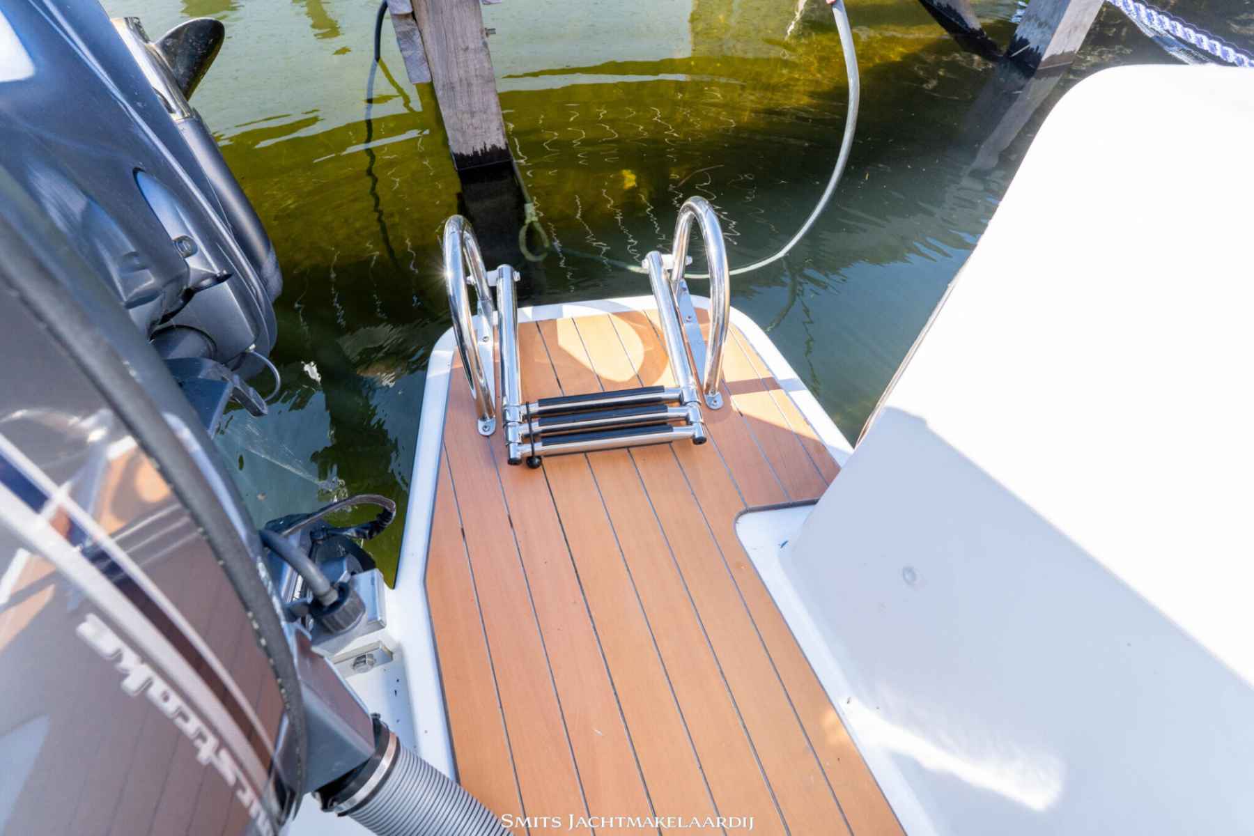 Motorboot Bertram 25