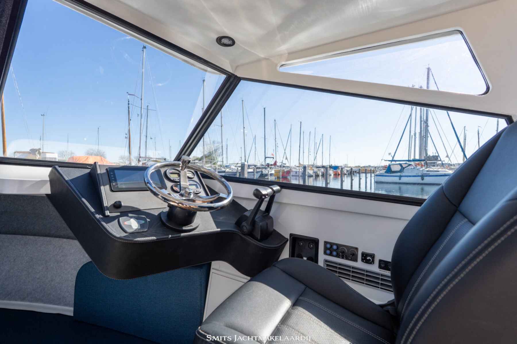 Motorboot Bertram 25