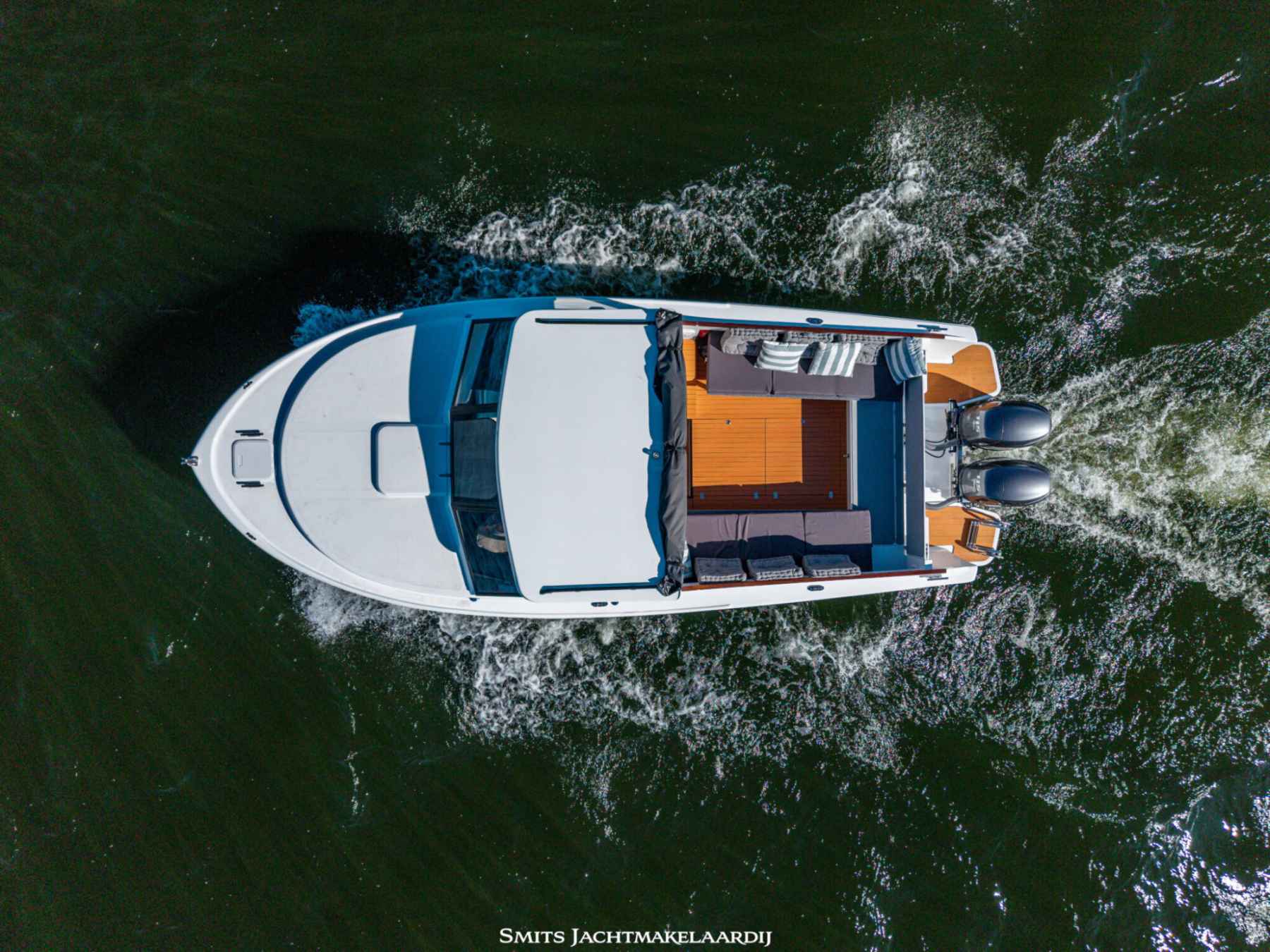 Motorboot Bertram 25
