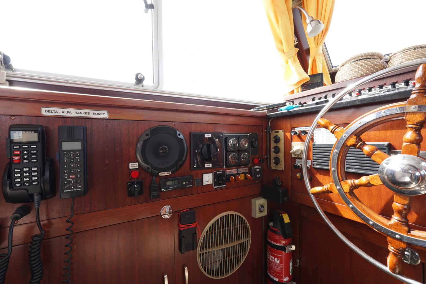 Motorboot Lowland Rondspant Kruiser 13.00 AK Cabrio