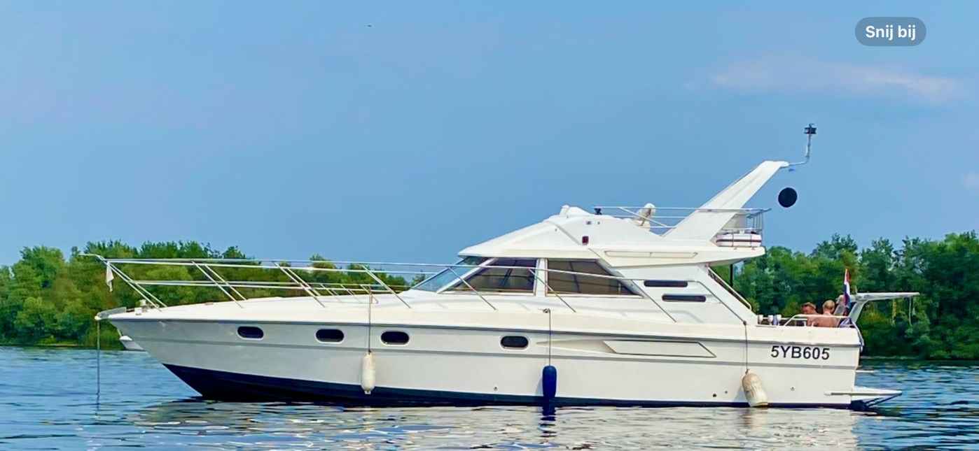 Motorboot Fairline 43 Flybridge