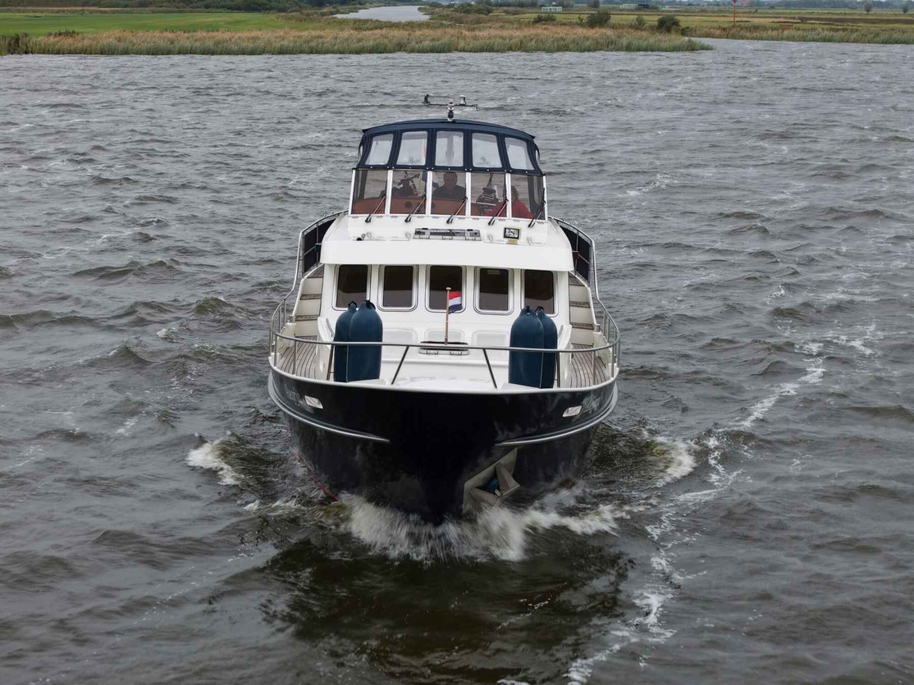 Motorboot Holterman Kotter 46 Stabilizers