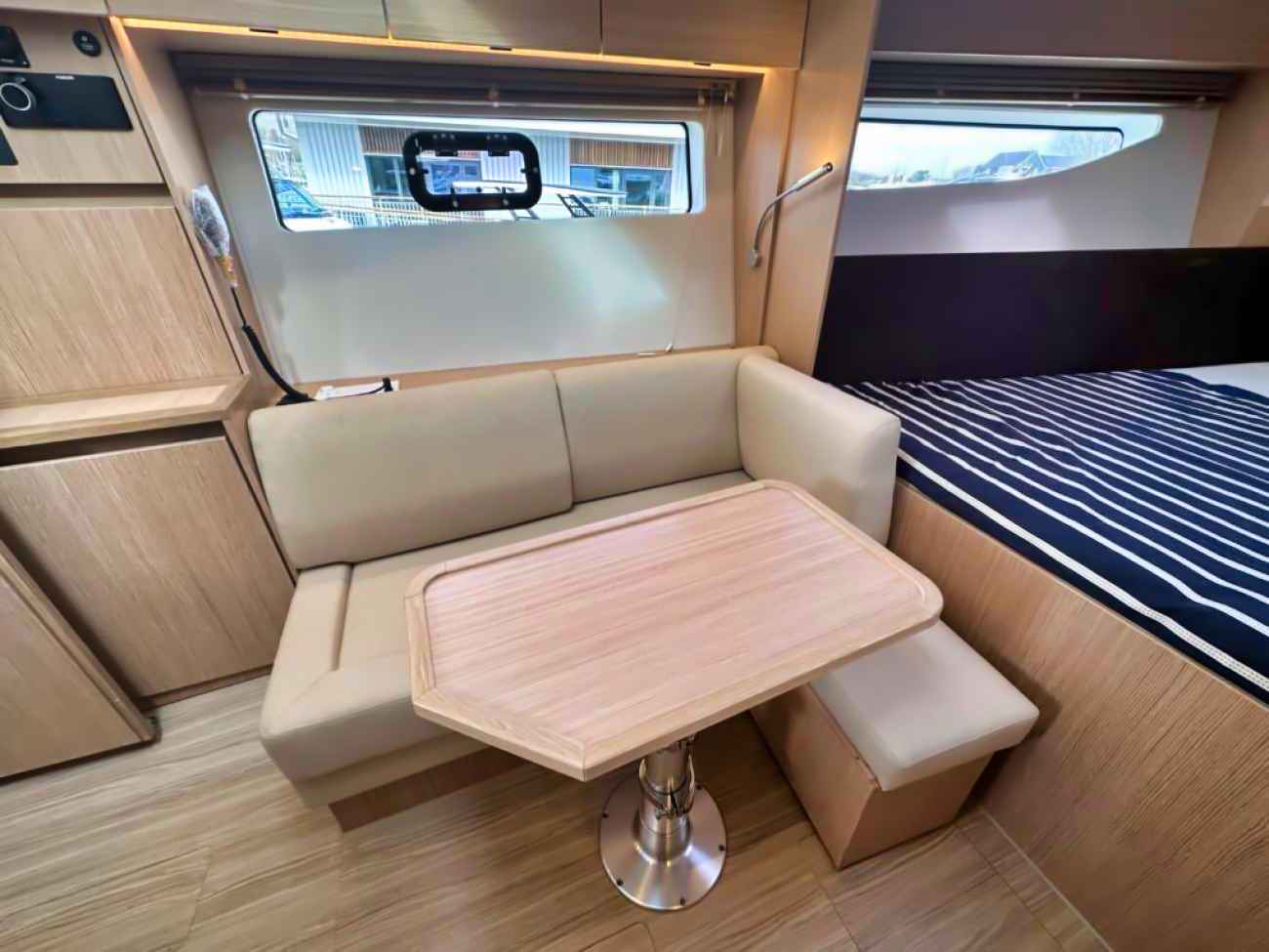Motorboot Bavaria SR 35 Hardtop