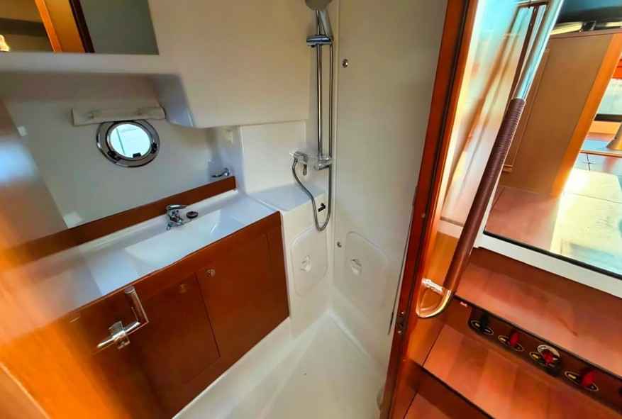 Motorboot Beneteau Swift Trawler 34 Flybridge