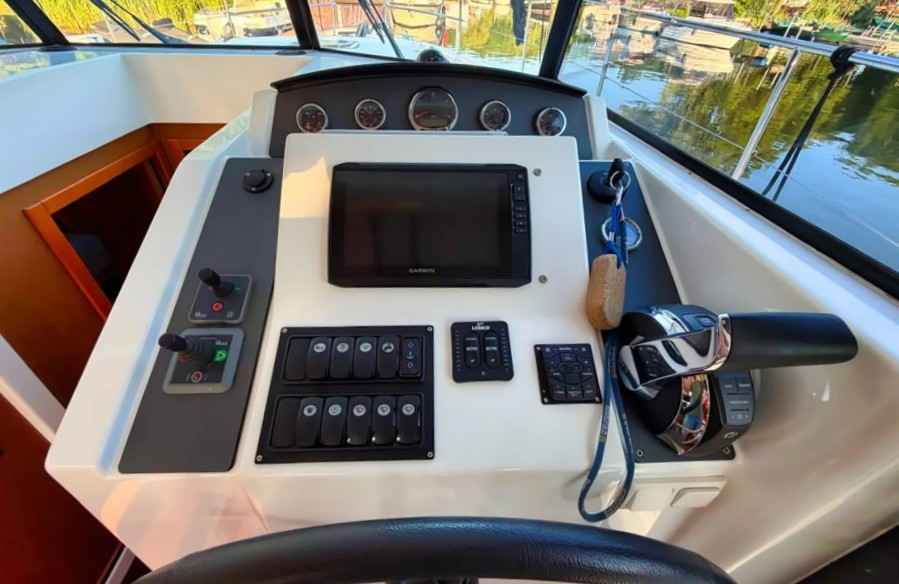 Motorboot Beneteau Swift Trawler 34 Flybridge