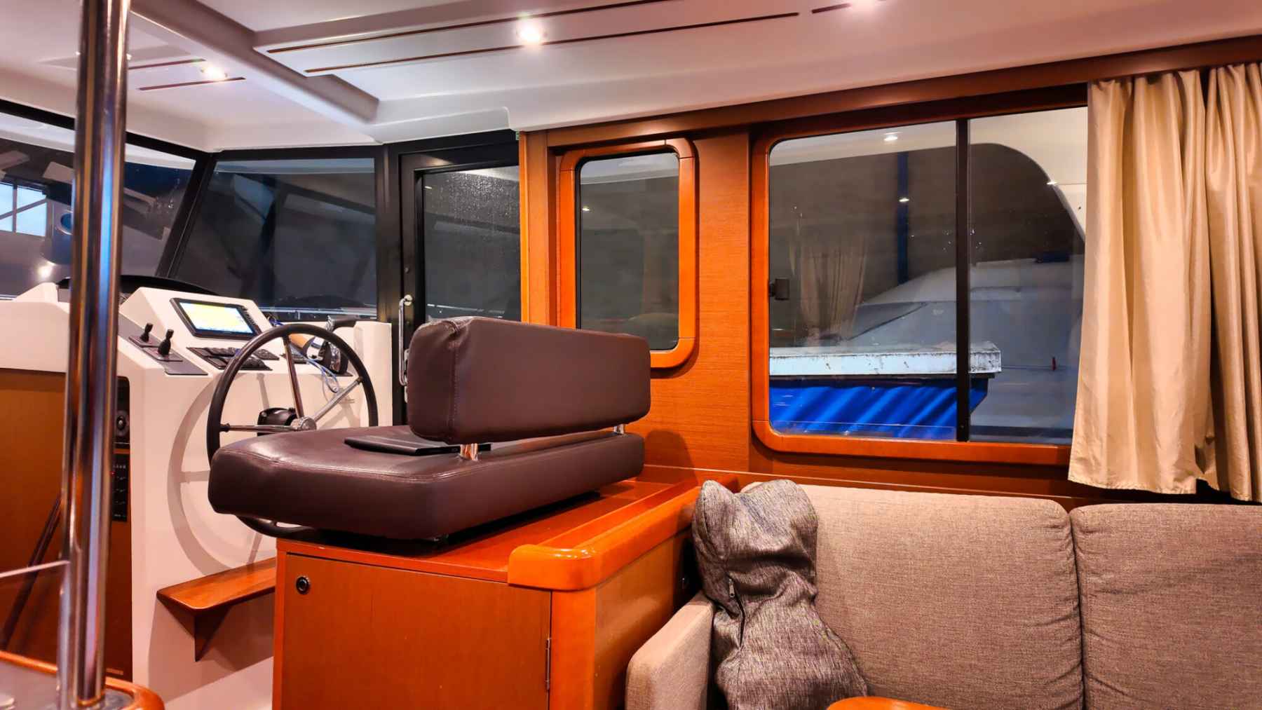 Motorboot Beneteau Swift Trawler 34 Flybridge
