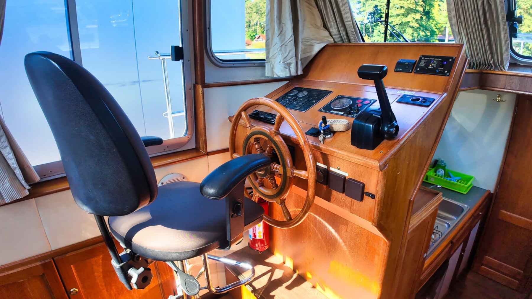 Motorboot Pedro Skiron 35 AK Cabrio