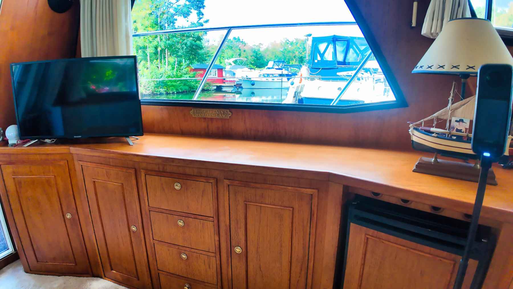 Motorboot Neptunus 138 / 46 Flybridge Sedan