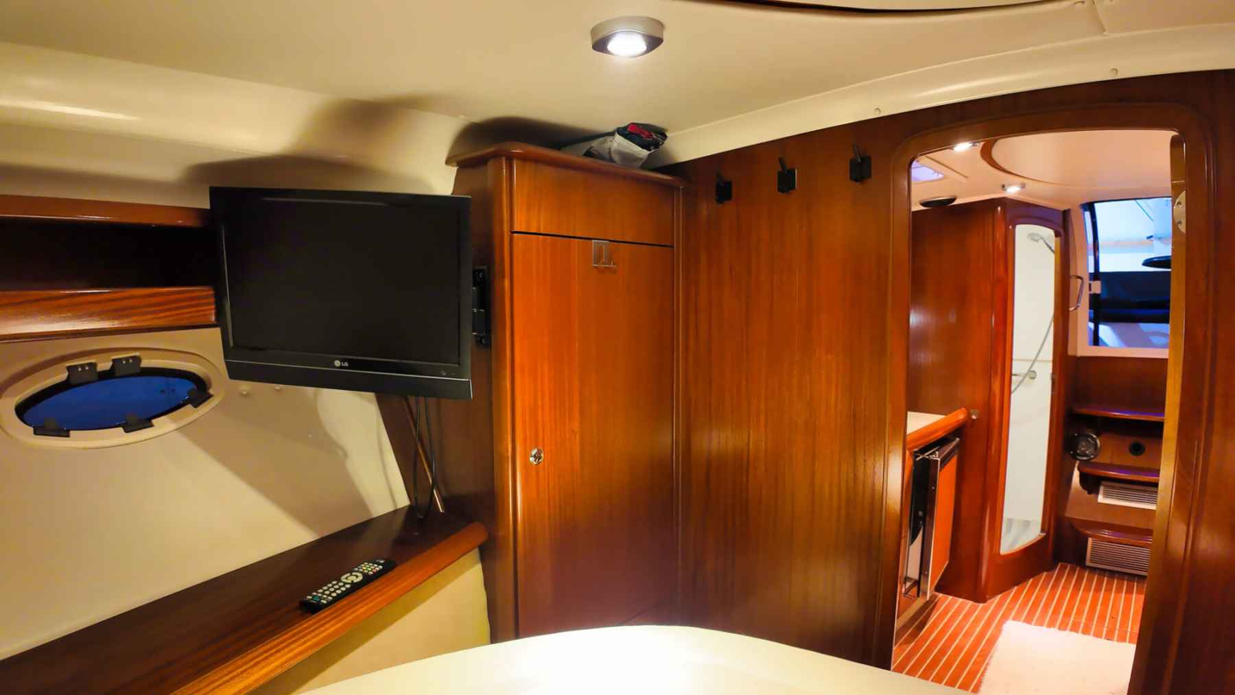 Motorboot Bavaria 37 HT Hardtop