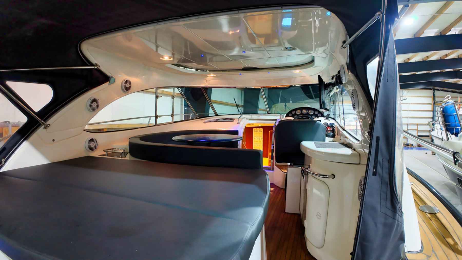Motorboot Bavaria 37 HT Hardtop