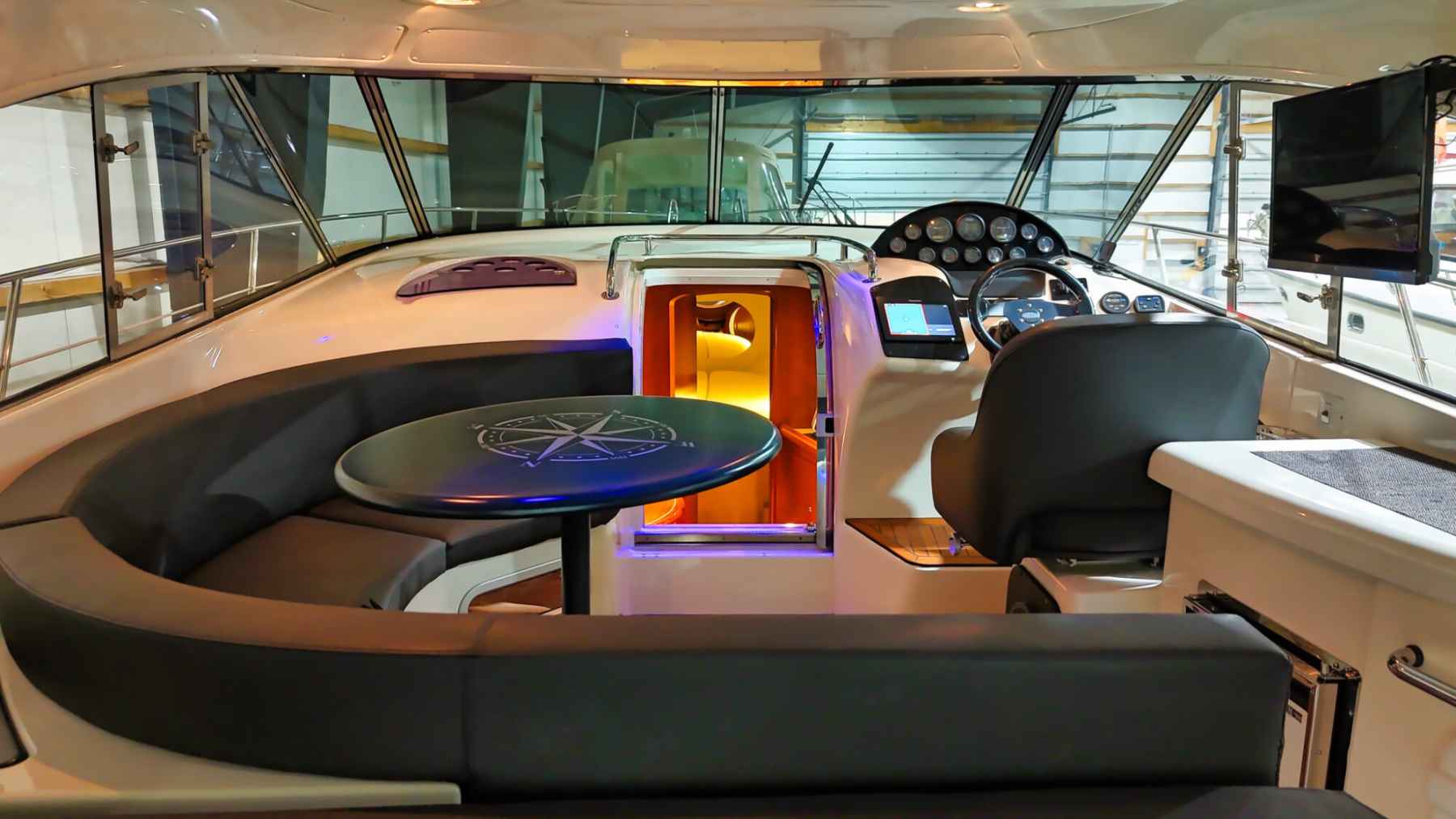 Motorboot Bavaria 37 HT Hardtop