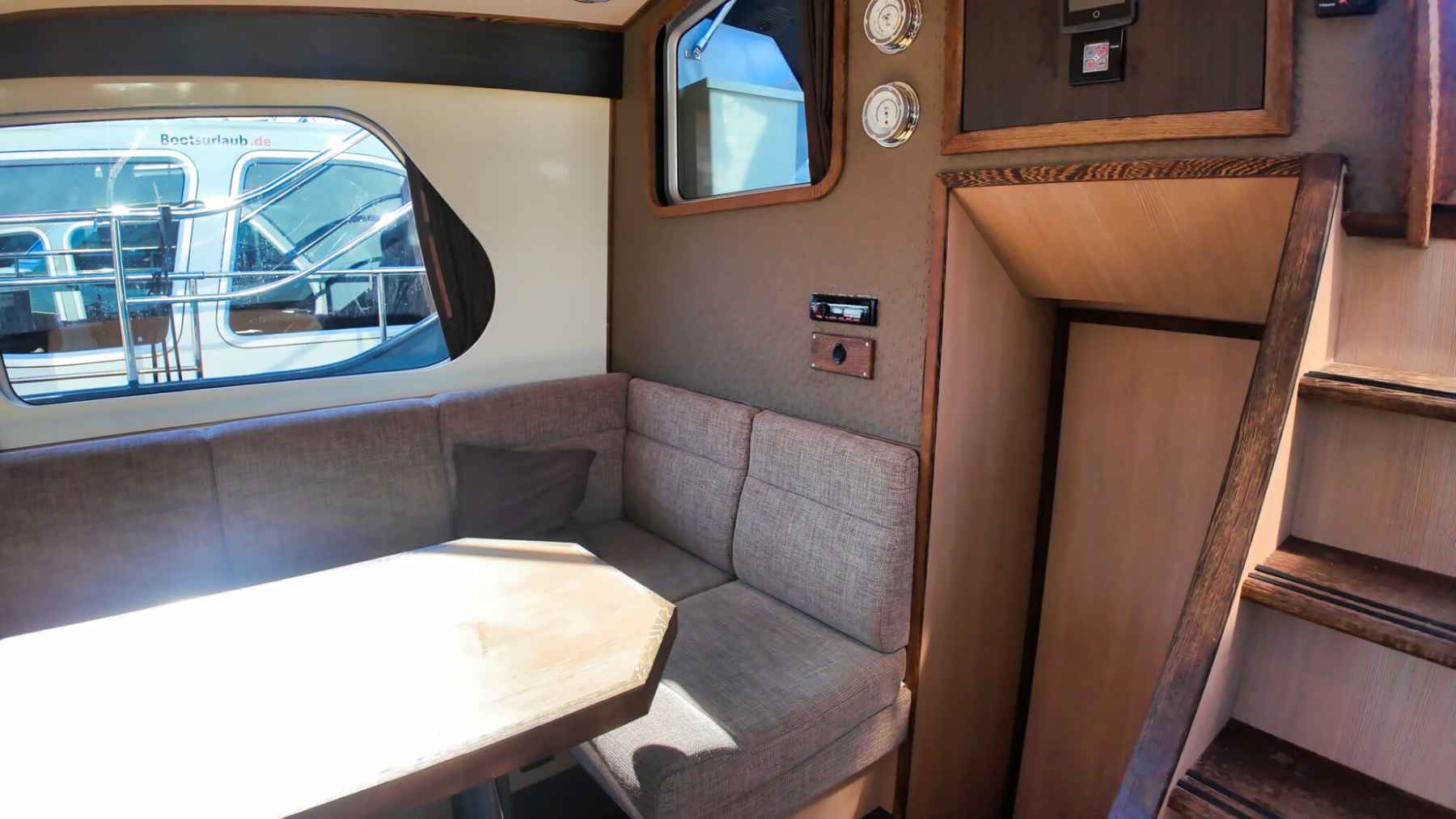 Motorboot Aventura 43 AK Cabrio