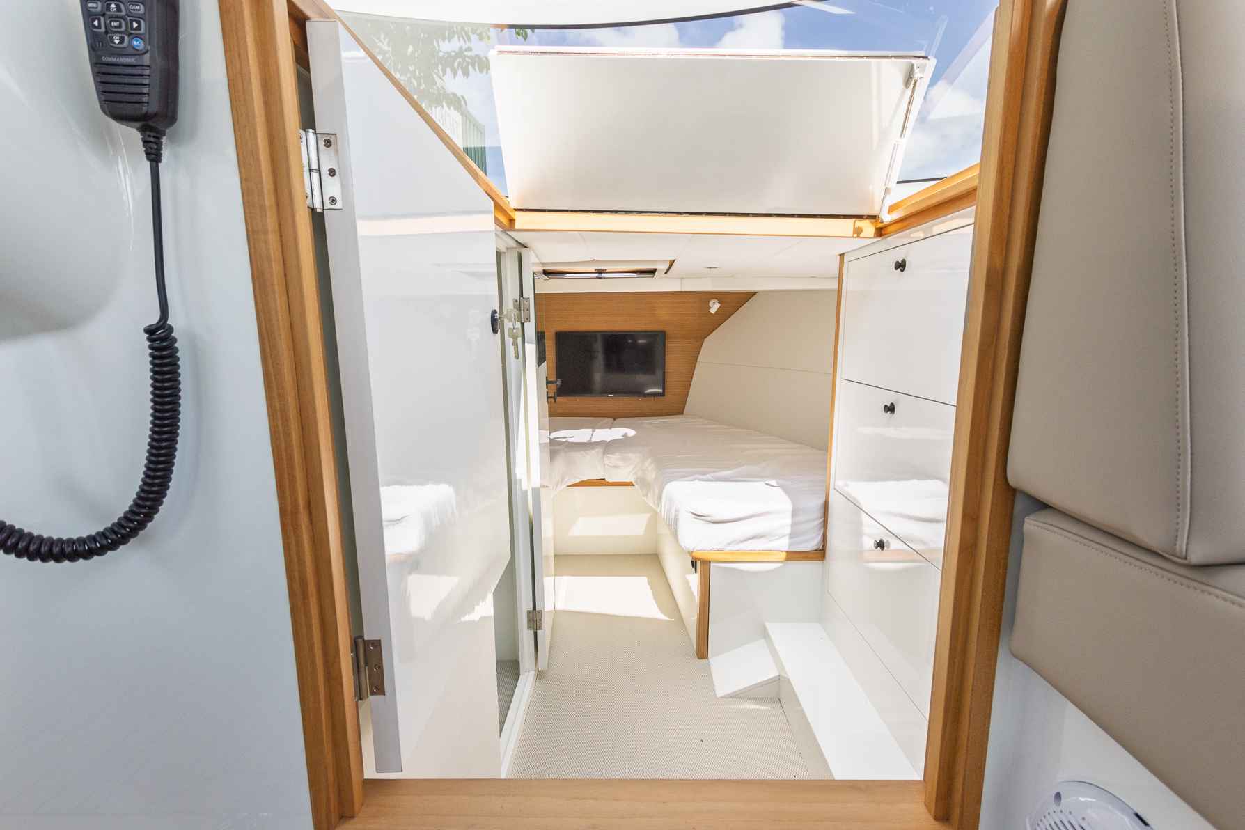 Motorboot Crown yachts Crown Keyzer S33