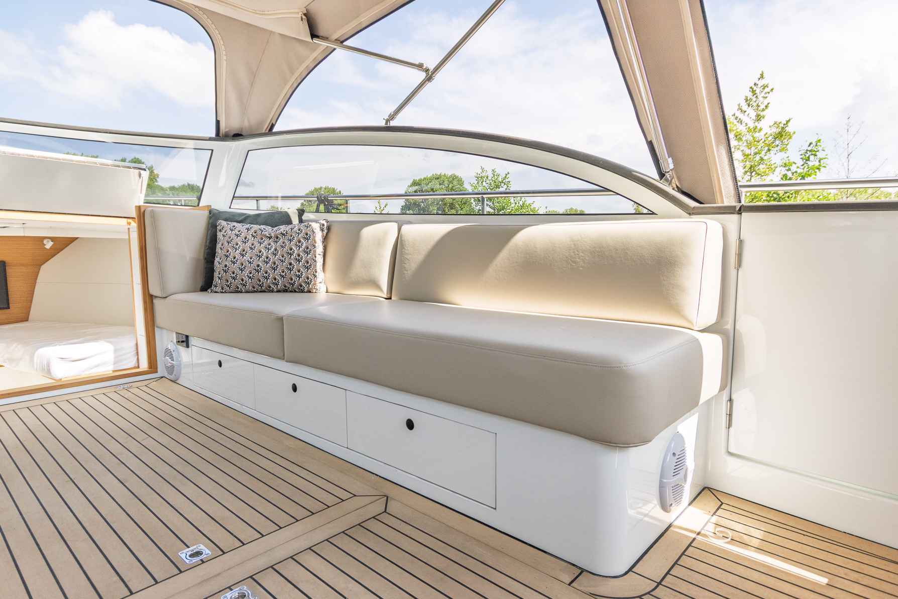 Motorboot Crown yachts Crown Keyzer S33