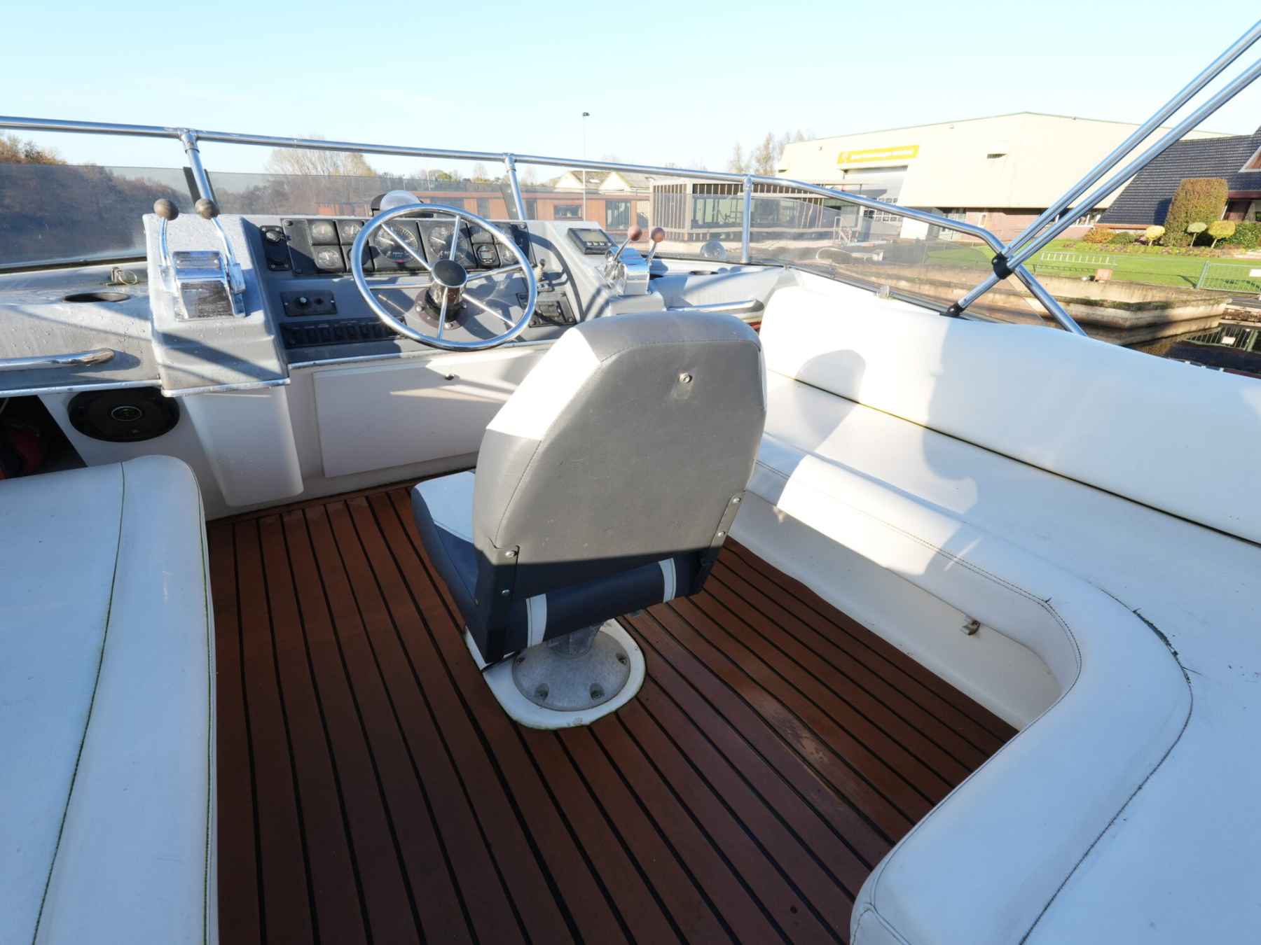 Motorboot Bayliner 3688 Flybridge