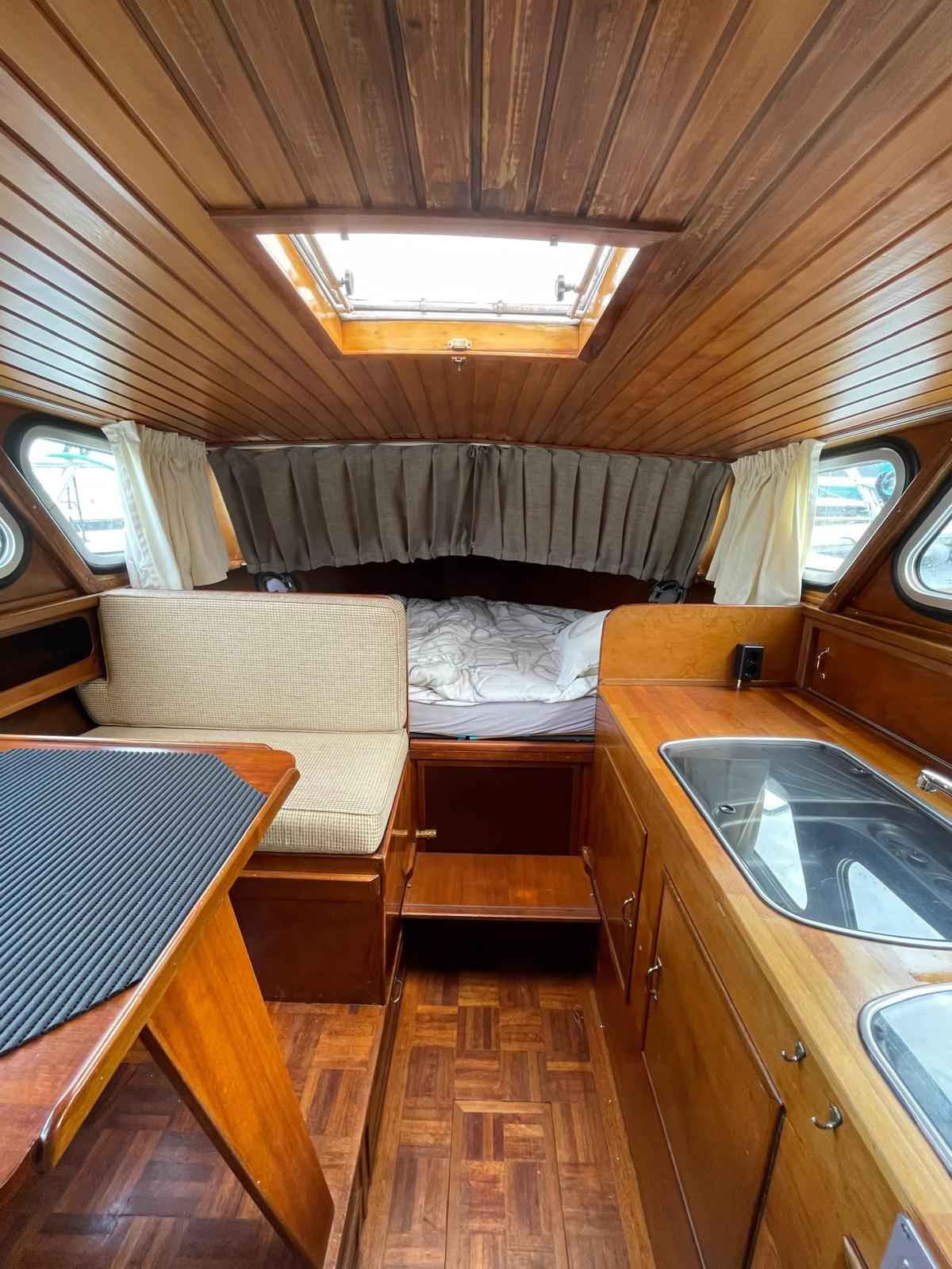Motorboot Beja Kruiser Silverbird 8.45 OK