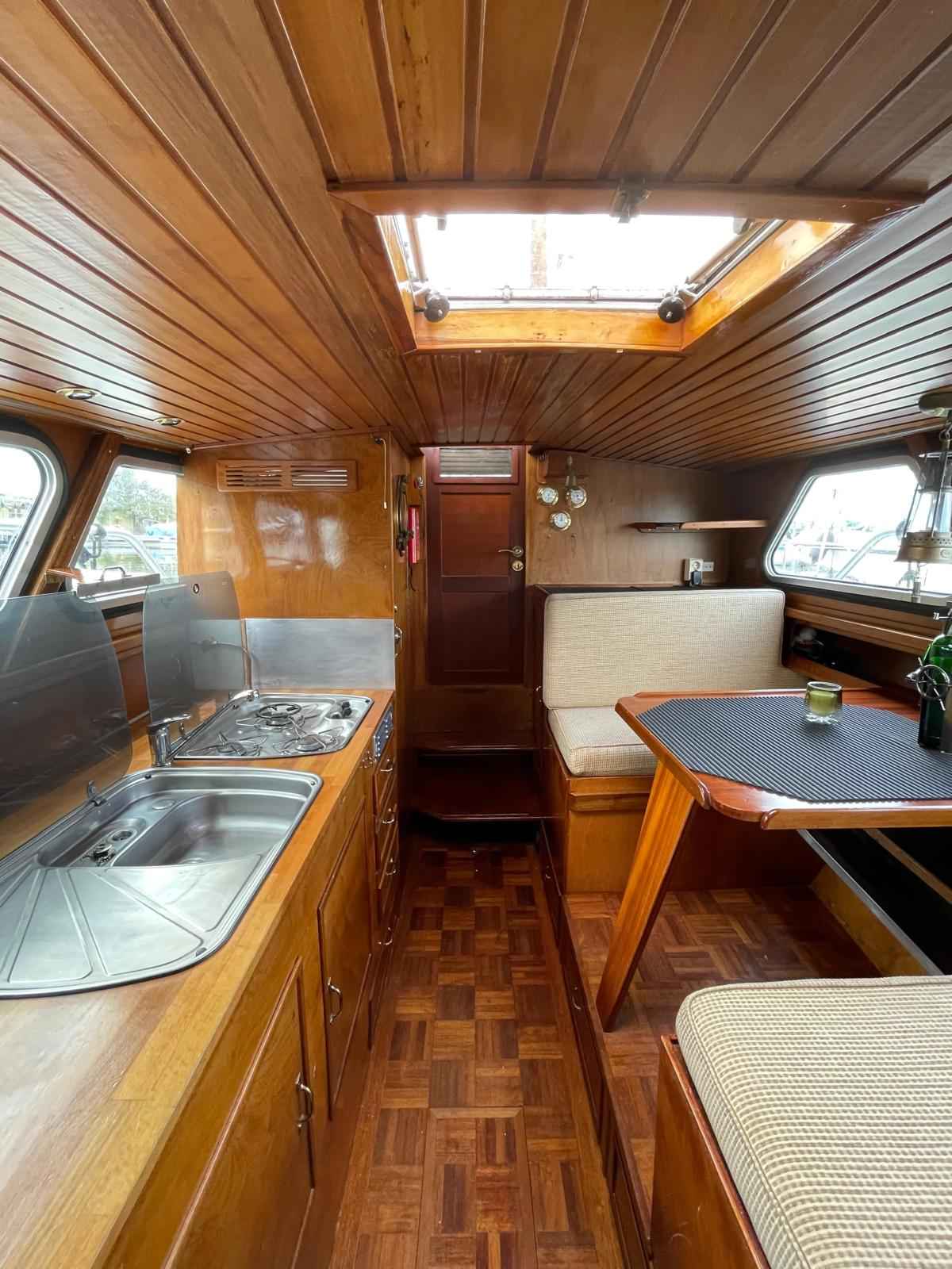 Motorboot Beja Kruiser Silverbird 8.45 OK