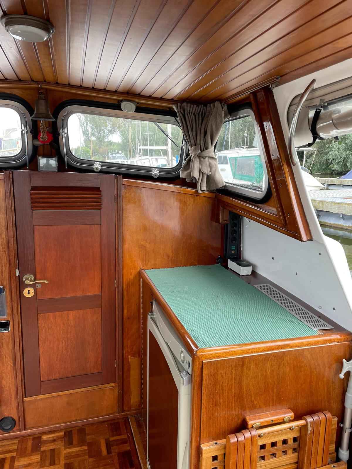 Motorboot Beja Kruiser Silverbird 8.45 OK