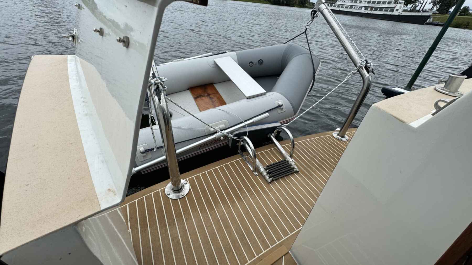 Motorboot Vripack 11.75 Classic OK Spiegeldeur