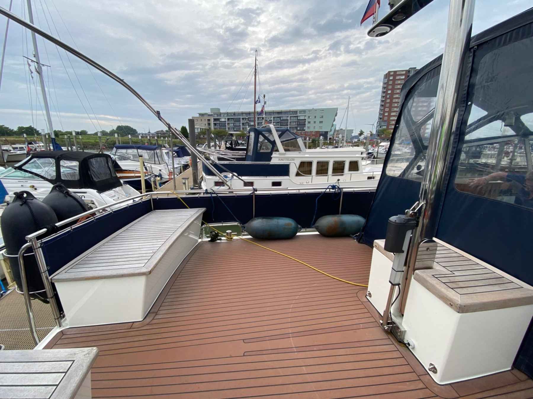 Motorboot Privateer 40 XL Cabrio