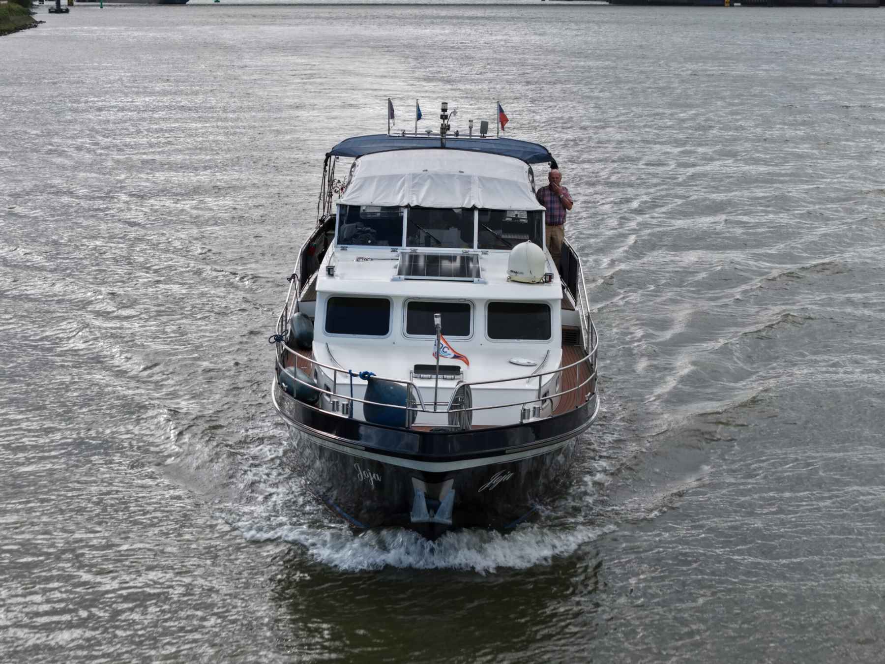 Motorboot Privateer 40 XL Cabrio