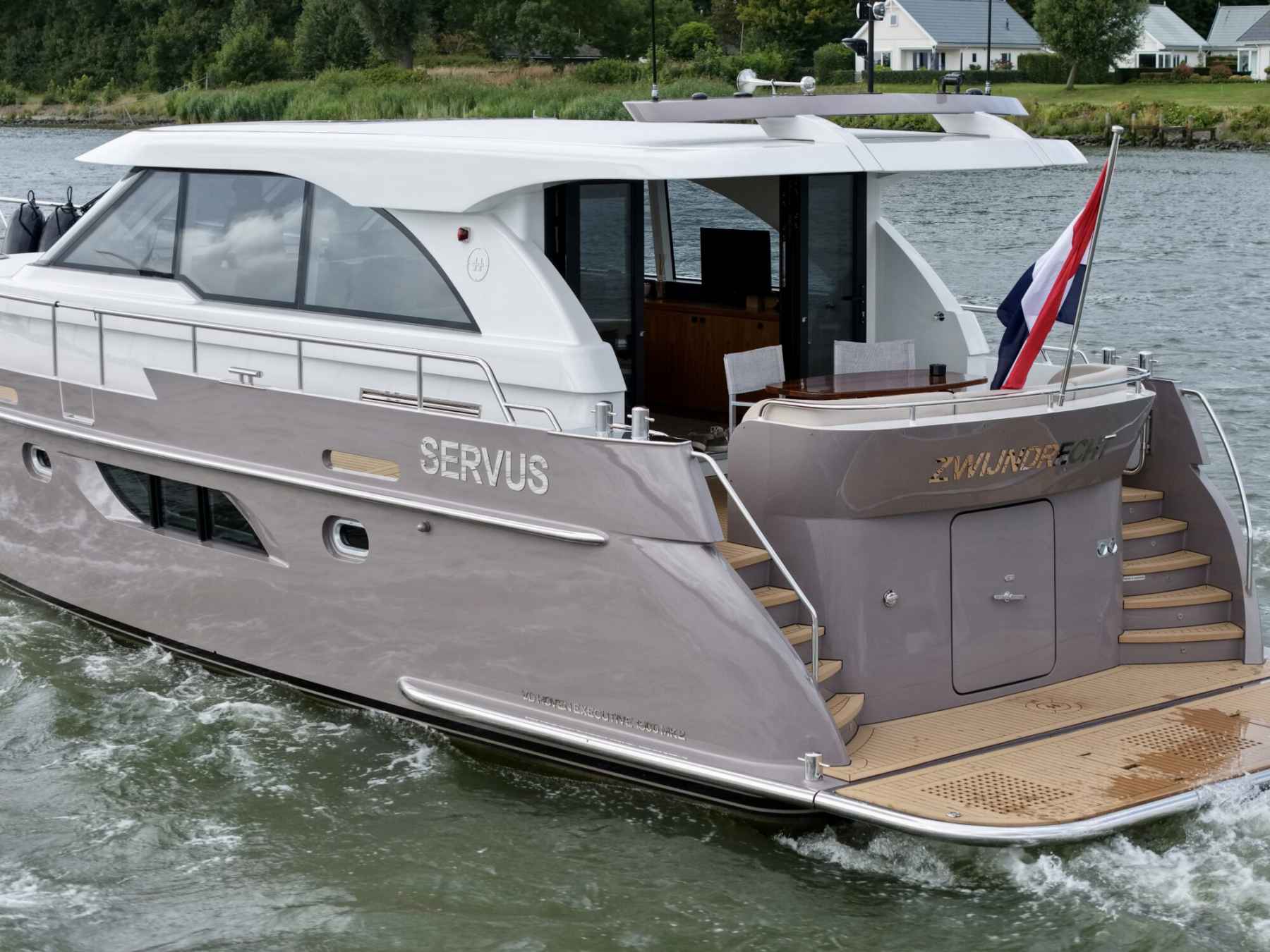 Motorboot Van den Hoven Executive 15.00 MK II