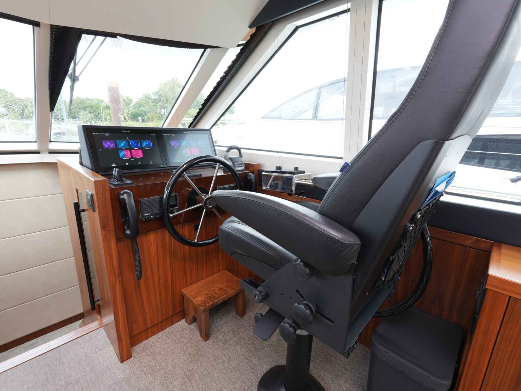 Motorboot Van den Hoven Executive 15.00 MK II