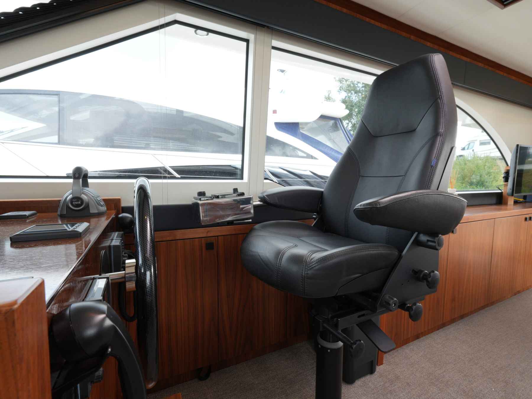 Motorboot Van den Hoven Executive 15.00 MK II