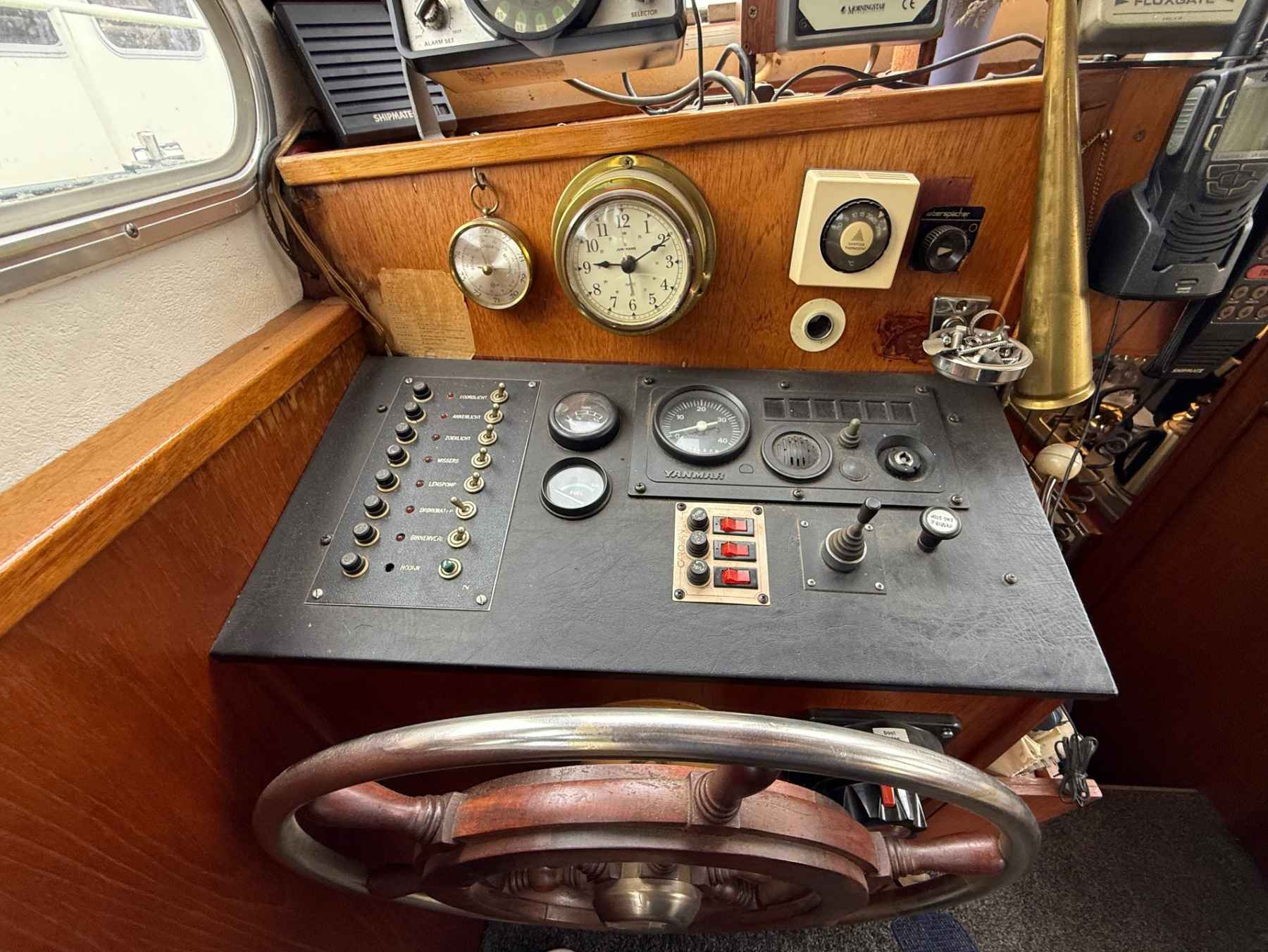 Motorboot Marne Kruiser 9.50 AK Cabrio