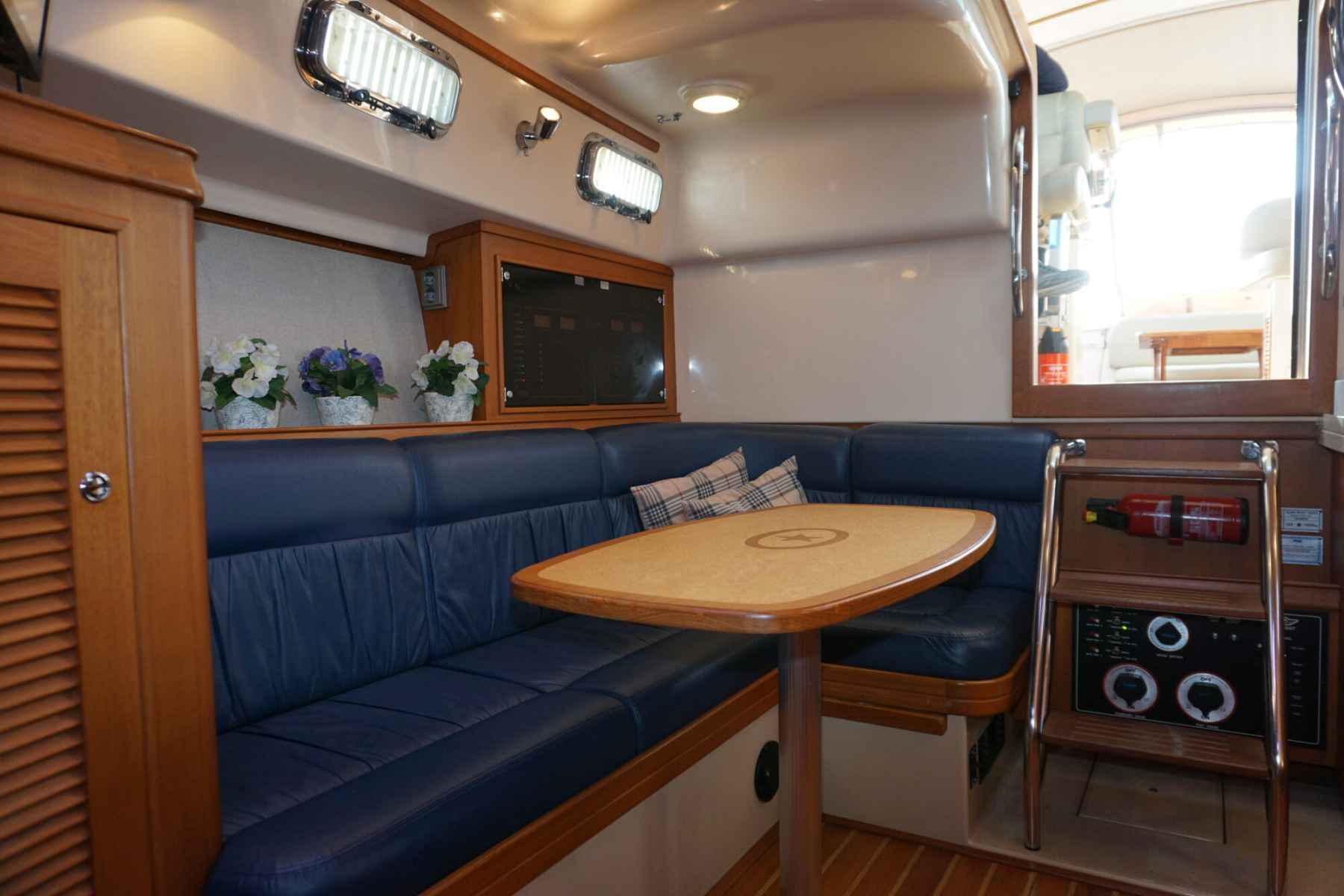 Motorboot Island Packet Craft 360 Express